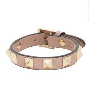 Authentic VALENTINO ROSE ROCKSTUD BRACELET - Perfect condition, comes with box.
